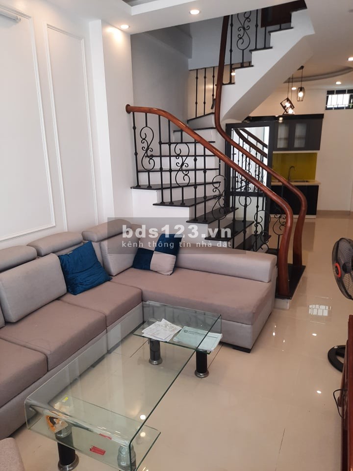 35M*5T mới coong ngõ Quỳnh, nhà hiếm, diện tích rộng giá 3.4 tỷ