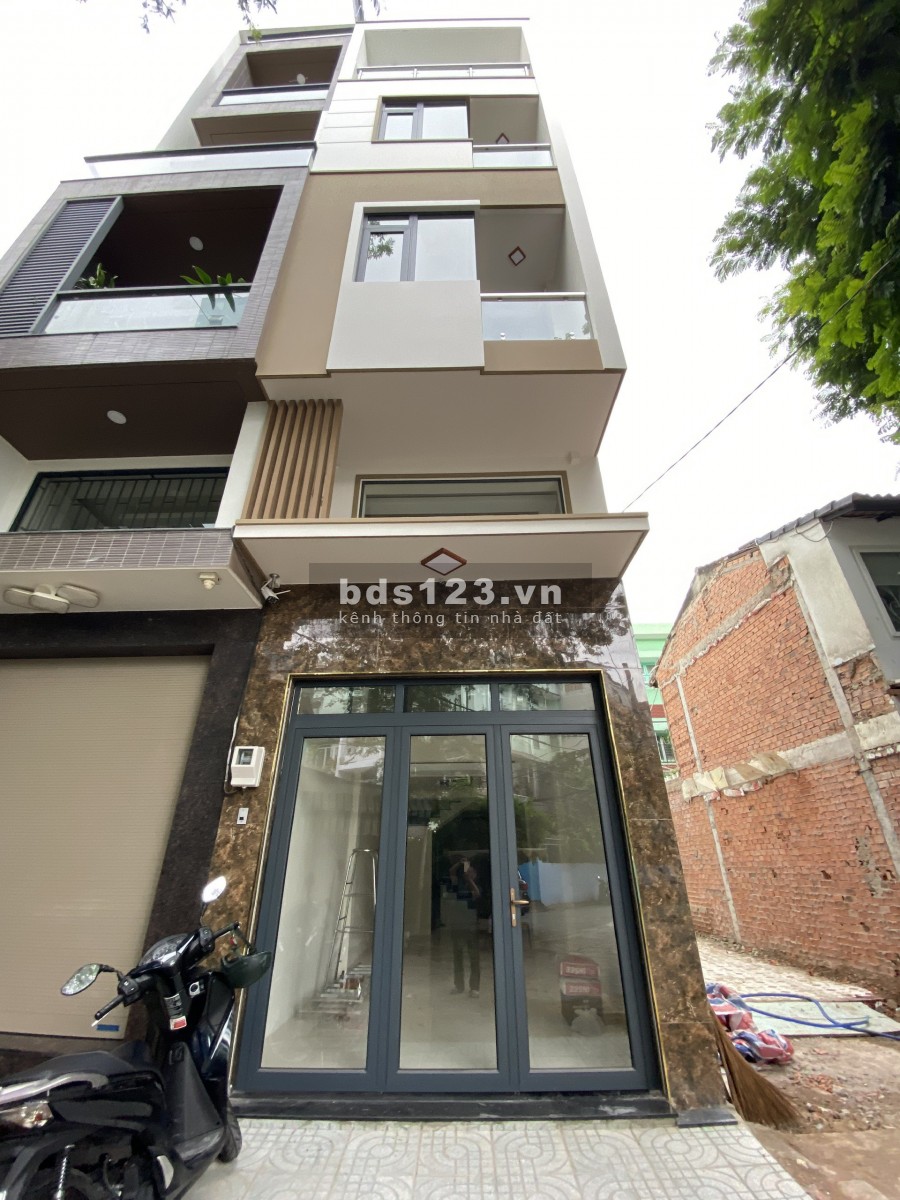 Cấn bán gấp nhà xây mới mặt tiền Nguyễn Lâm, Quận 10, dtsd…