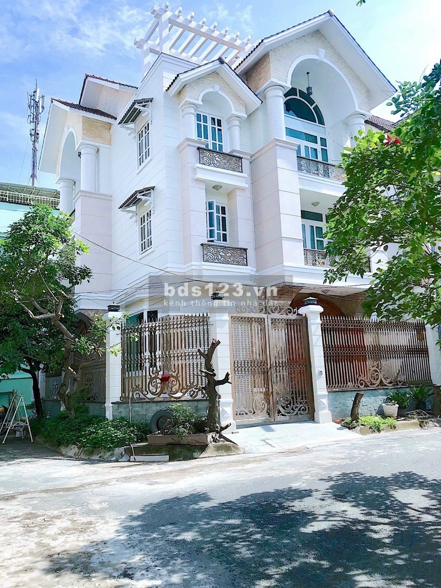 Biêt Thự Nơ Trang Long 8x18, trệt, 3L, FUll Nội Thất – 35tr