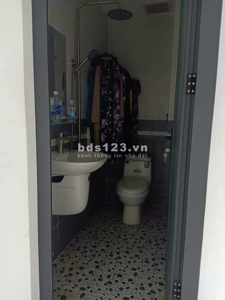 Do kinh doanh thua lổ mùa dịch nên cần ra đi gấp nhà hóc môn giá 1 tỷ 1
