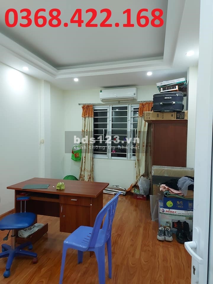 Duy nhất 1 căn tại Hoàng Quốc Việt 5 tầng, dtsd 38m2, giá 3.9 tỷ,