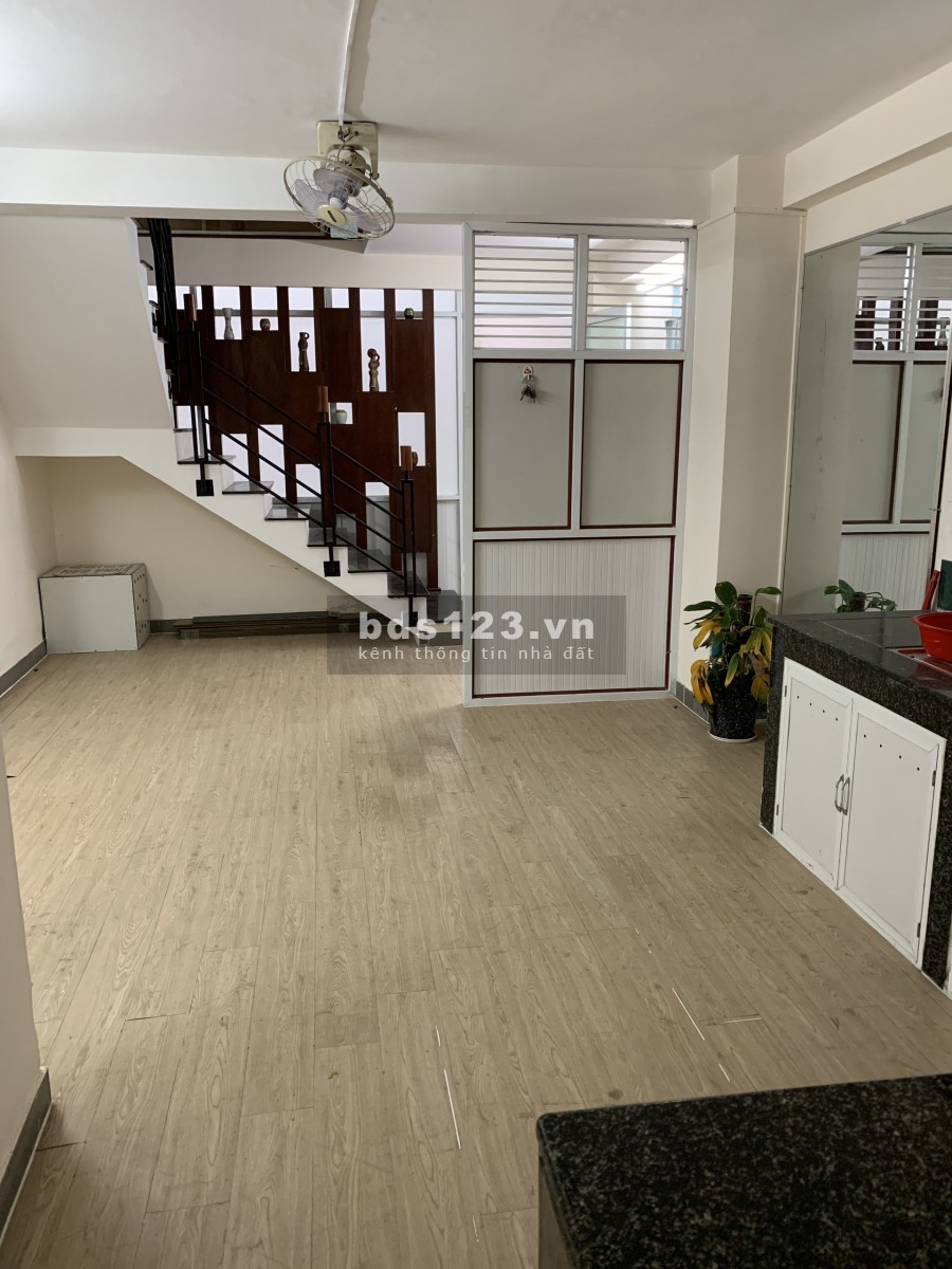 Nhà Đẹp KDC Hồ Biểu Chánh Trệt 2Lầu Giá 9.5Tỷ