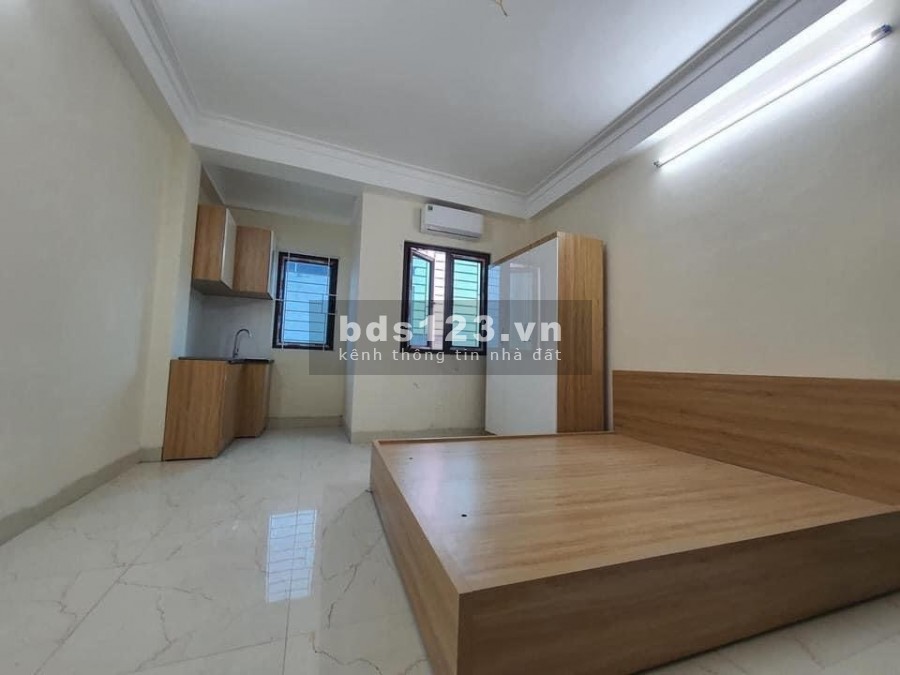 Nhà 6 tầng Nguyễn Văn Cừ nhỉnh 8 tỷ