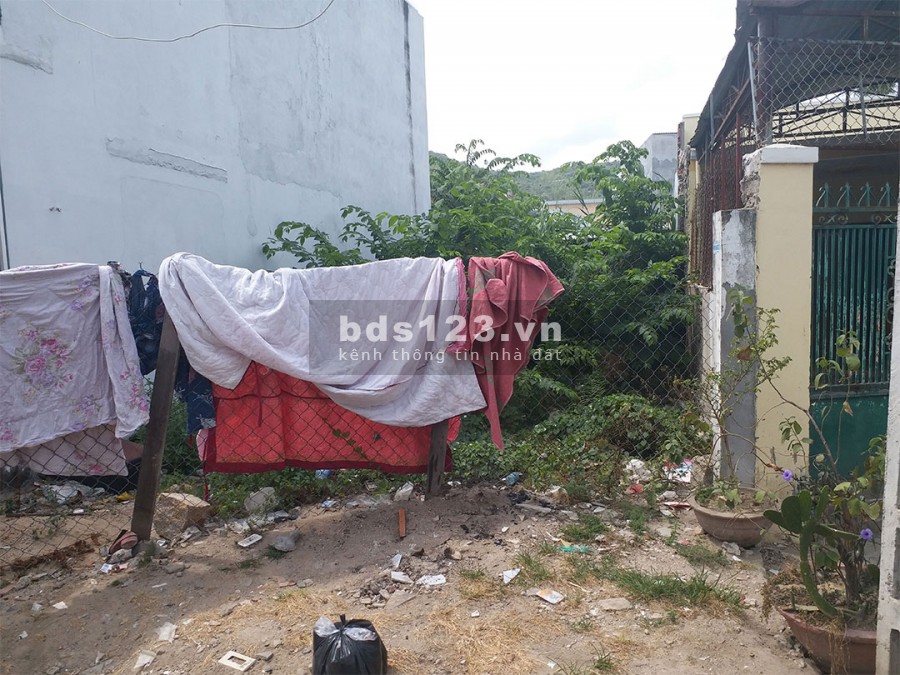 Bán lô đất đường Nguyễn Khuyến, Tp. Nha Trang, đường rộng, thoáng mát, kinh doanh