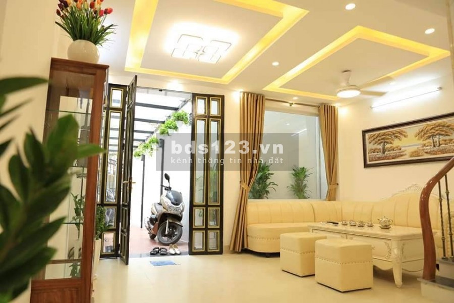Bán nhà phố Quang Trung, Hà Đông cực hiếm, lô góc ba mặt thoáng, dt 41m2, chỉ 2.8 tỷ