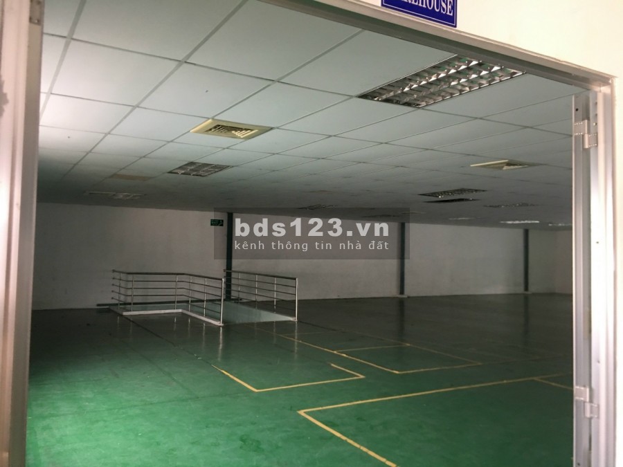 Cho thuê kho xưởng 3420m2 Trong KCN Tân Tạo Q. Bình Tân