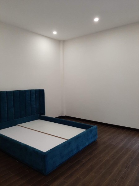 Nhà mặt tiền Quận Tân Bình DT 100m2 giá rẻ 13 tỷ hút khách đầu tư