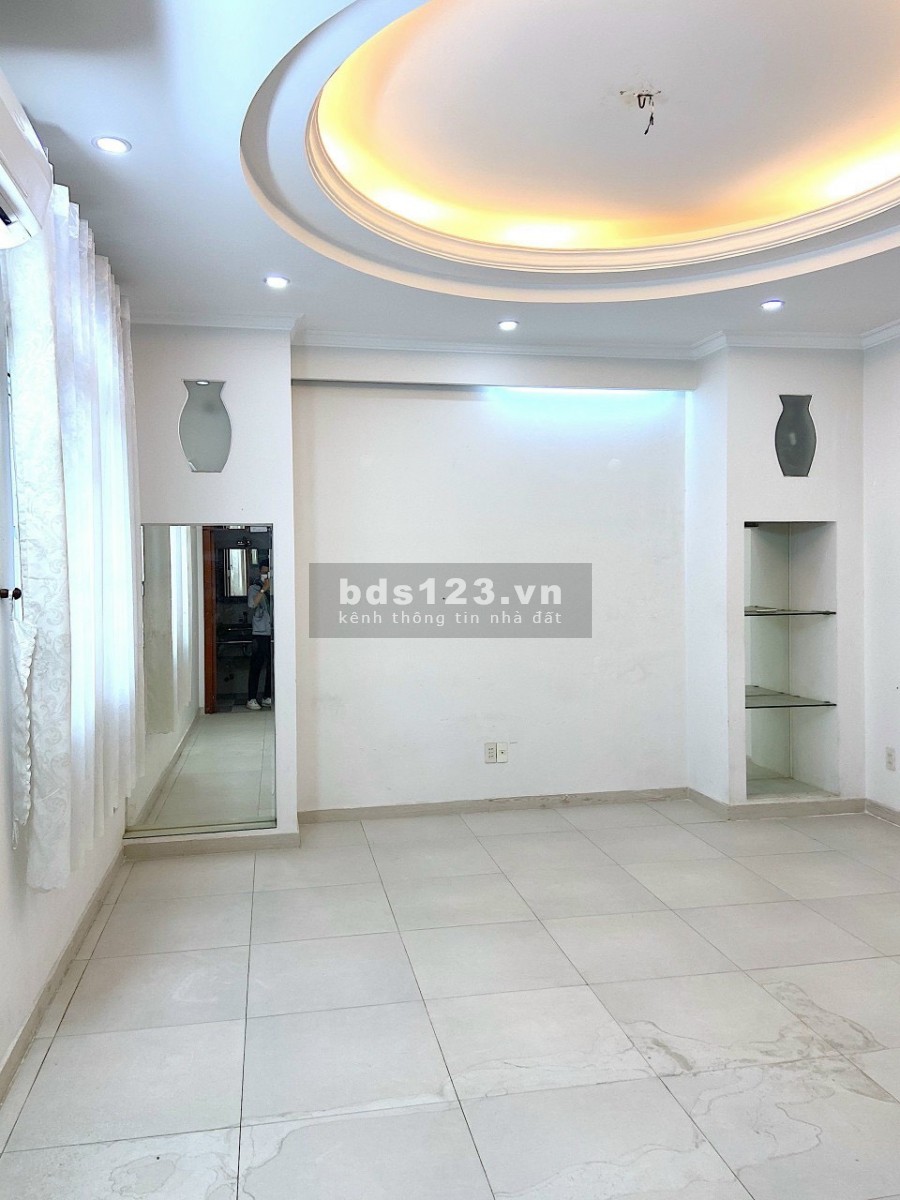 Biêt Thự Nơ Trang Long 8x18, trệt, 3L, FUll Nội Thất – 35tr