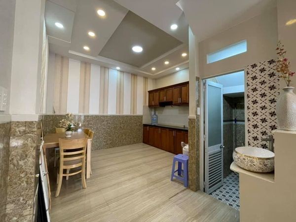 Bán gấp nhà mới đẹp Nguyễn Phúc Chu P15 Tân Bình, HXH 44m2 4 tầng giá 5,4 tỷ TL.
