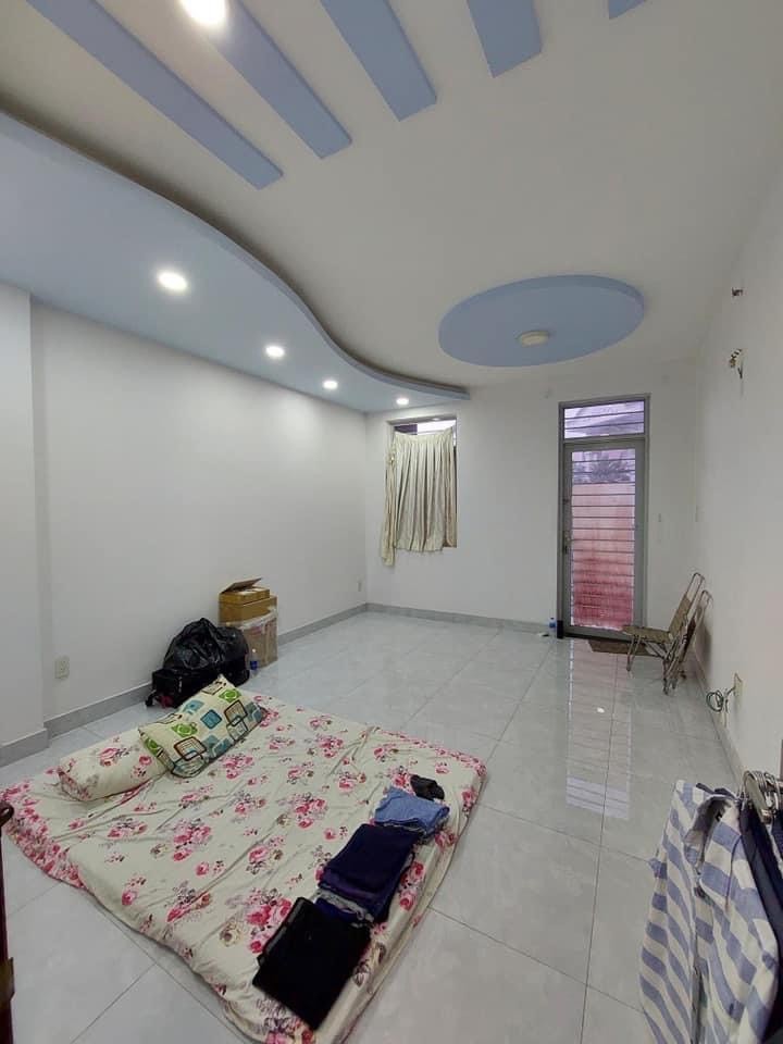 Bán Nhà Mặt Tiền, Chỉ 8.5 Tỷ, 4 Tầng, Đường Trịnh Đình Thảo, Tân Phú