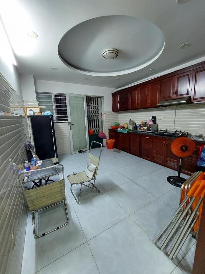 Bán Nhà Mặt Tiền, Chỉ 8.5 Tỷ, 4 Tầng, Đường Trịnh Đình Thảo, Tân Phú