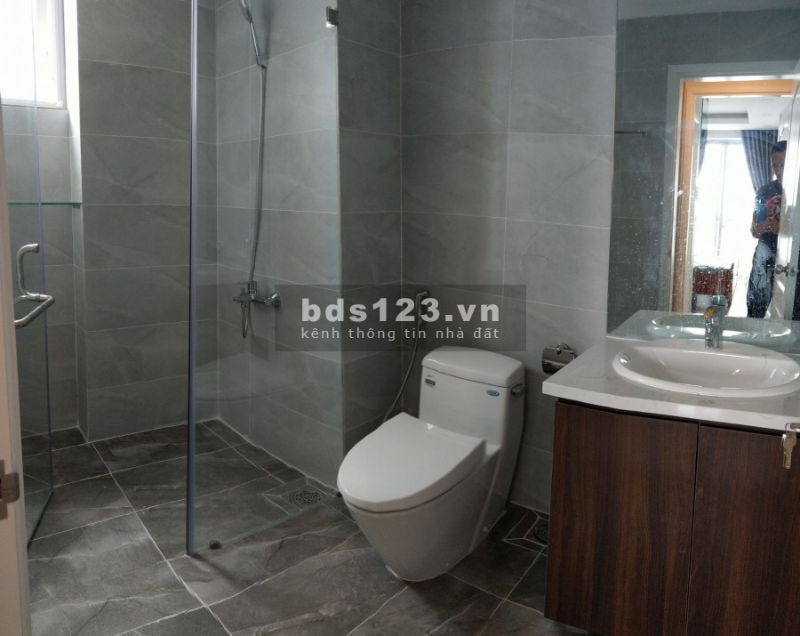 Căn hộ Happy Valley 135m2 giá chỉ 25tr/tháng, full nt, lầu cao