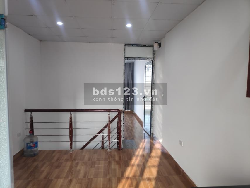 Bán nhà chung cư Nam Đồng- Đống Đa, tầng 4, 61m2, 2PN