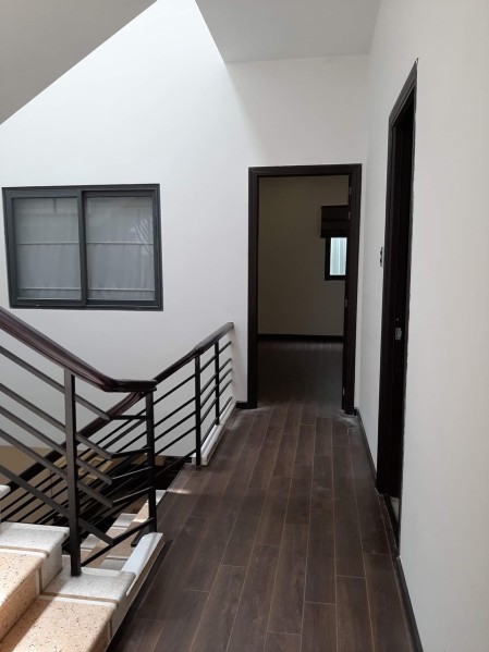 Nhà mặt tiền Quận Tân Bình DT 100m2 giá rẻ 13 tỷ hút khách đầu tư