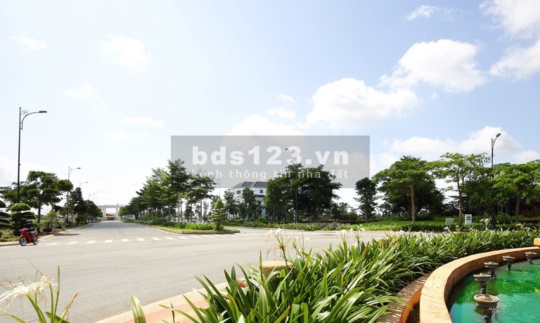 Bán đất MT khu đô thị Five Star giá 1,9 tỷ, sổ riêng liên hệ ngay