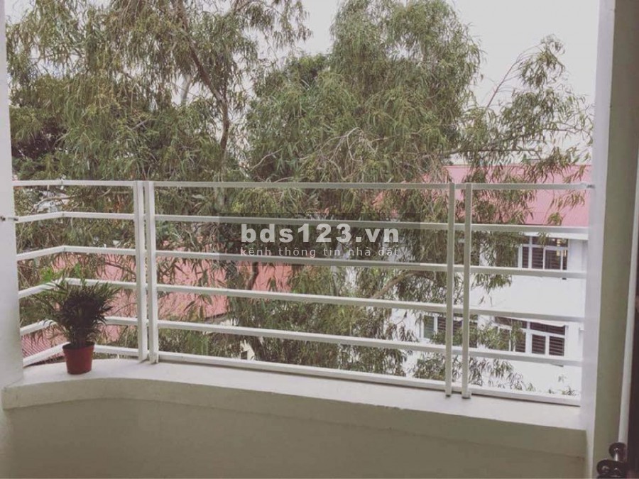 Bán nhà Bạch Mai 100m2 kinh doanh 4 tầng Mt 7,3m giá 10,8 tỉ TL