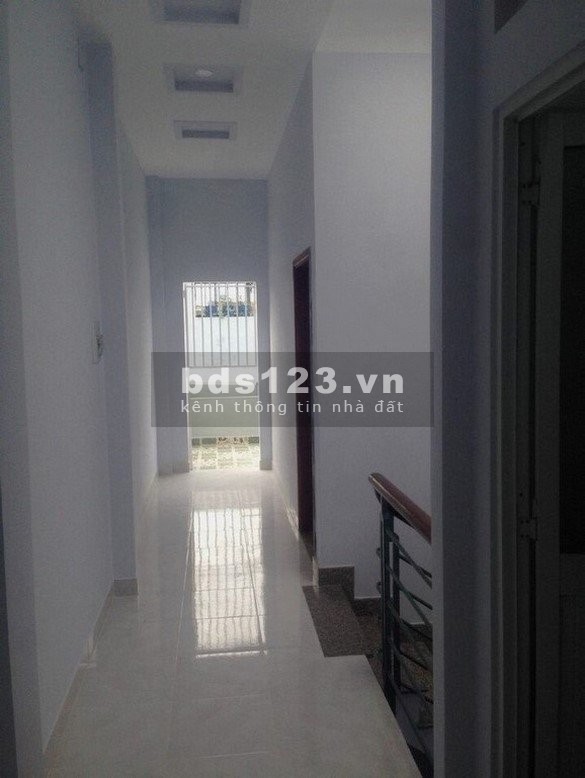 Nhà chính chủ bán gấp đang bị nợ hành, 4 tầng đúc kiên cố