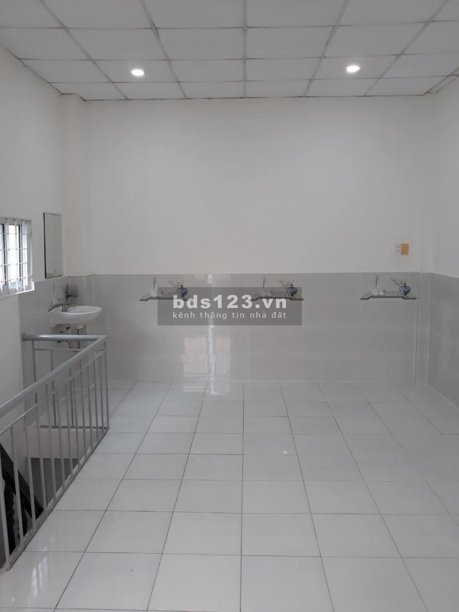 Chỉ 2tỷ3 vào khẩu Tân Phú nhà mới tinh 4m * 7m 2 Tầng