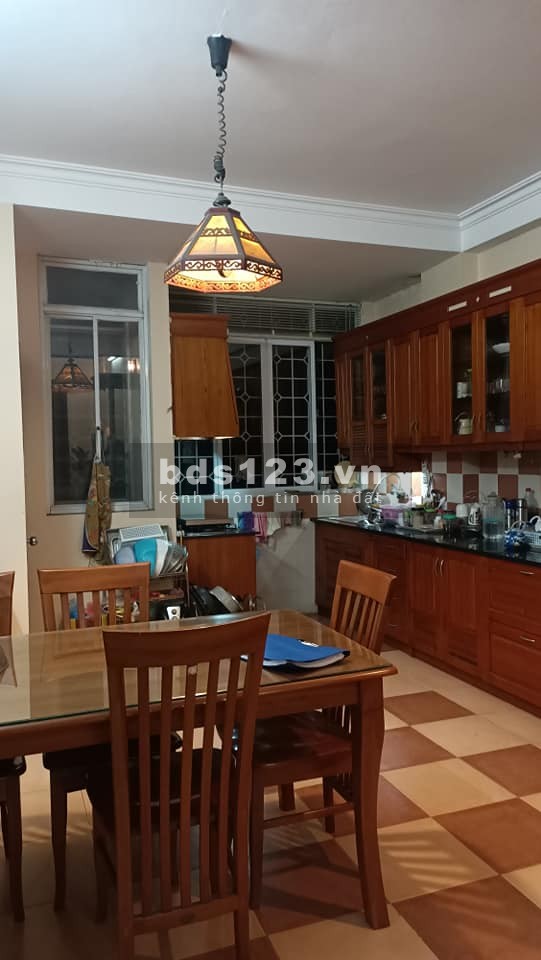 Bán nhà Bạch Mai 100m2 kinh doanh 4 tầng Mt 7,3m giá 10,8 tỉ TL