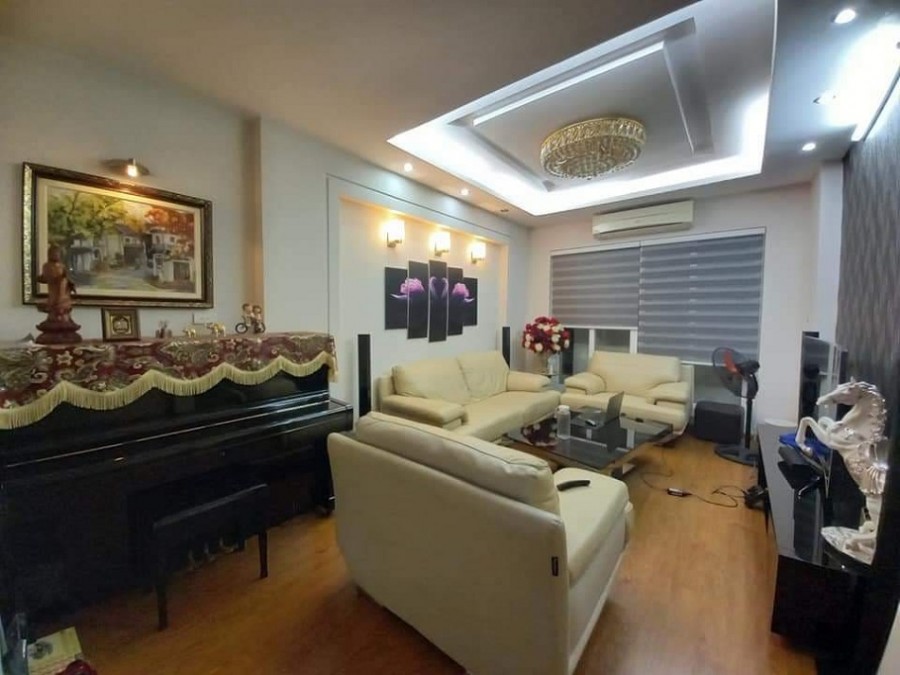 Tôi cần bán gấp nhà 6 tầng ngõ 41 Thái Hà DT 45/91 giá 5.6 tỷ .
