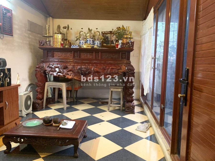 Bán nhà Minh Khai 24mx4T, giá 2.65 tỷ lh 0916010180