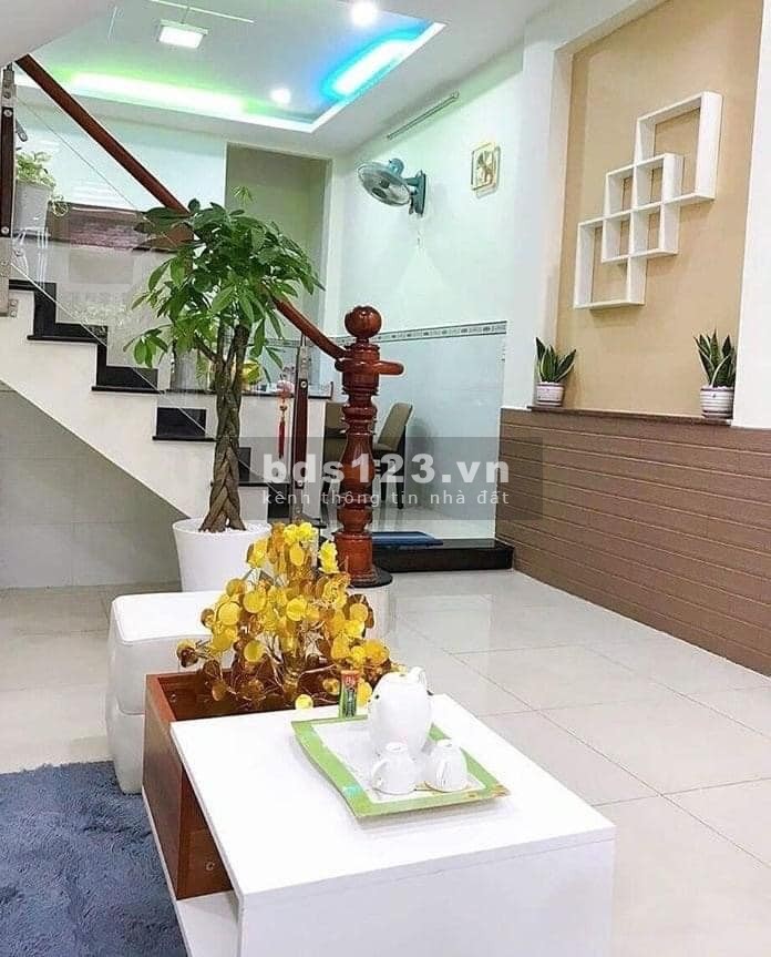 Bán Gấp Nhà (4x16) 1 Tấm, Sổ Riêng, Giá 650tr Sẵn Nội Thất Dọn Ở Ngay Chợ Nhị Xuân, 0938448616