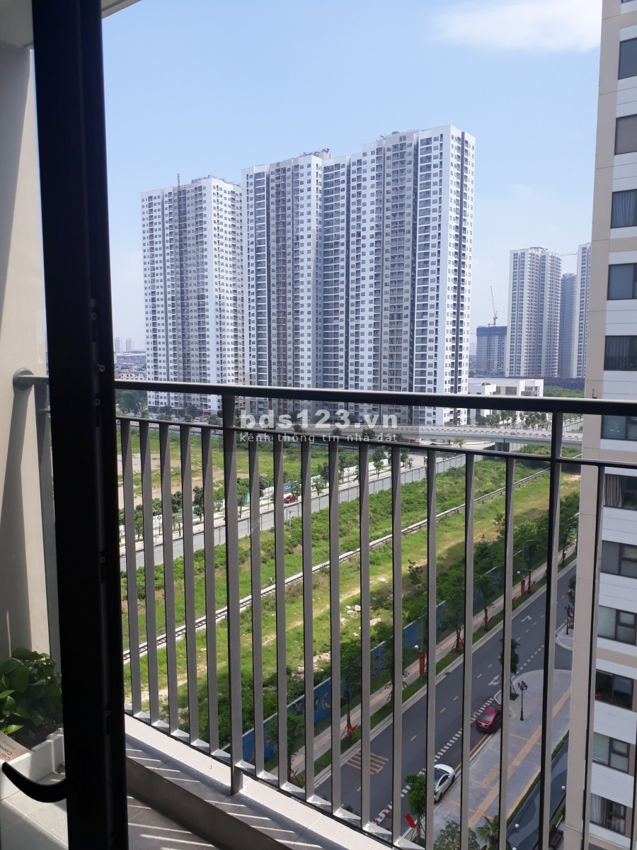 Chuyển nhượng gấp căn góc 2PN+1, 69m2 Vinhomes Smart City 2,650 TỶ