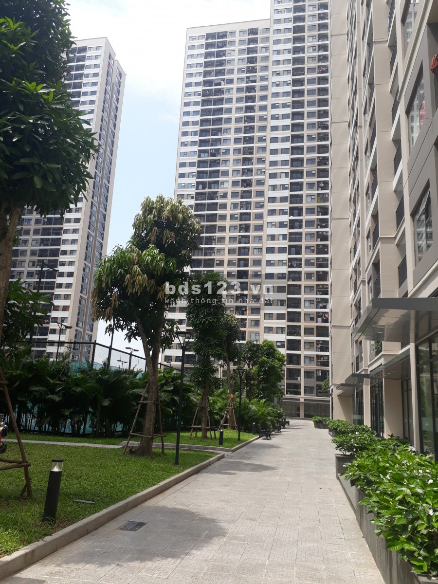 Chuyển nhượng gấp căn góc 2PN+1, 69m2 Vinhomes Smart City 2,650 TỶ