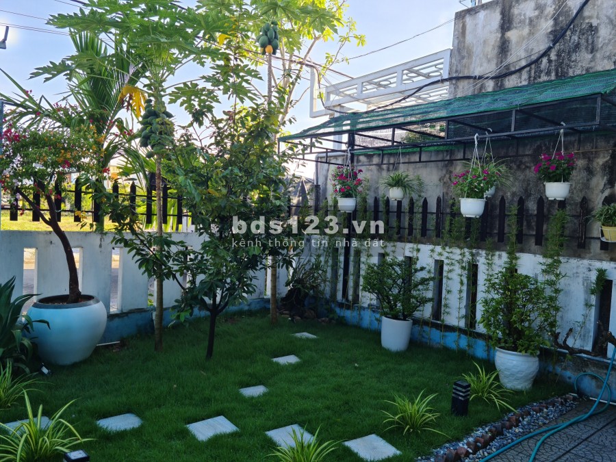 Nhà đẹp mónh 3 tầng ngay KQH Hương Sơn, Nguyễn Văn Linh, lh 0858687880