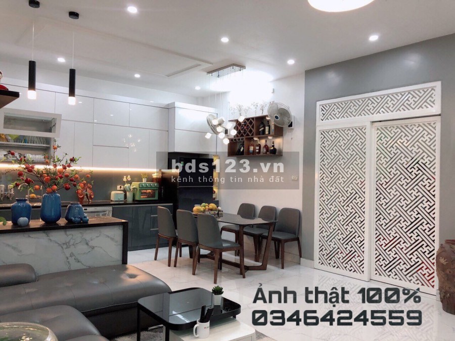 Chỉ với 6 tỷ sở hữu ngay căn nhà rộng 70m2 phố Hoàng Quốc Việt, đường ô tô cách nhà chỉ 40m