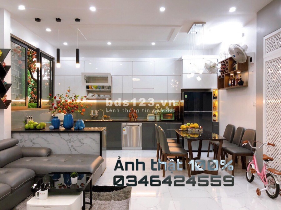 Chỉ với 6 tỷ sở hữu ngay căn nhà rộng 70m2 phố Hoàng Quốc Việt, đường ô tô cách nhà chỉ 40m