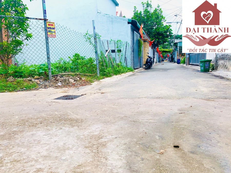 Bán dãy trọ 2 MT ngay chợ trại bò, P.Long Bình. Giá 2 Tỷ 650