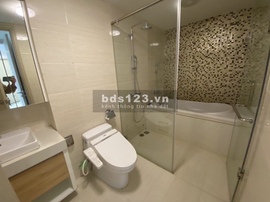 New City 2 PN DT lớn 80 m2 , nội thất đẹp có bồn tắm nằm toàn dự án chỉ 10 căn