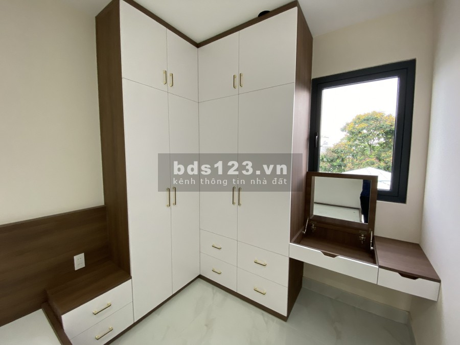 Cấn bán gấp nhà xây mới mặt tiền Nguyễn Lâm, Quận 10, dtsd…