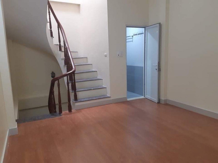 Bán nhà ngõ 168 Kim Giang-35m2 x 4 tầng giá chỉ 2.95 tỷ-10m ra ô tô tránh-gần phố