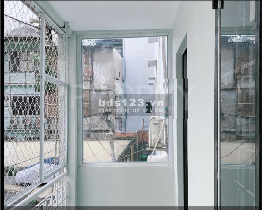 Nhà Nát hẻm xe hơi Bàn Cờ phường 3 Quận 3, dt 5x5.5m, giá 4,1 tỷ
