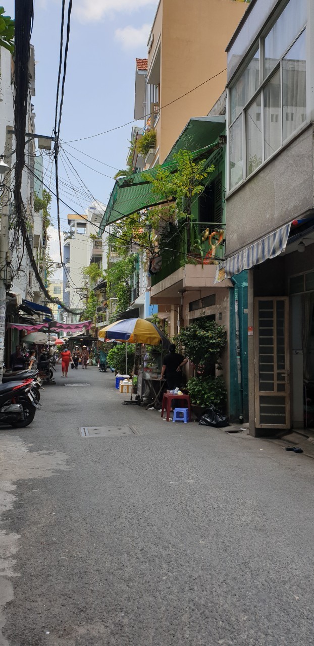 Nhà khu kinh doanh HXH Huỳnh Văn Bánh, P.17, Quận Phú Nhuận, giá 8,5 tỷ, DT 4x12m.