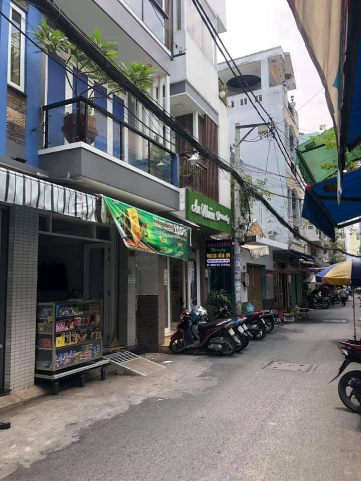 Nhà khu kinh doanh HXH Huỳnh Văn Bánh, P.17, Quận Phú Nhuận, giá 8,5 tỷ, DT 4x12m.