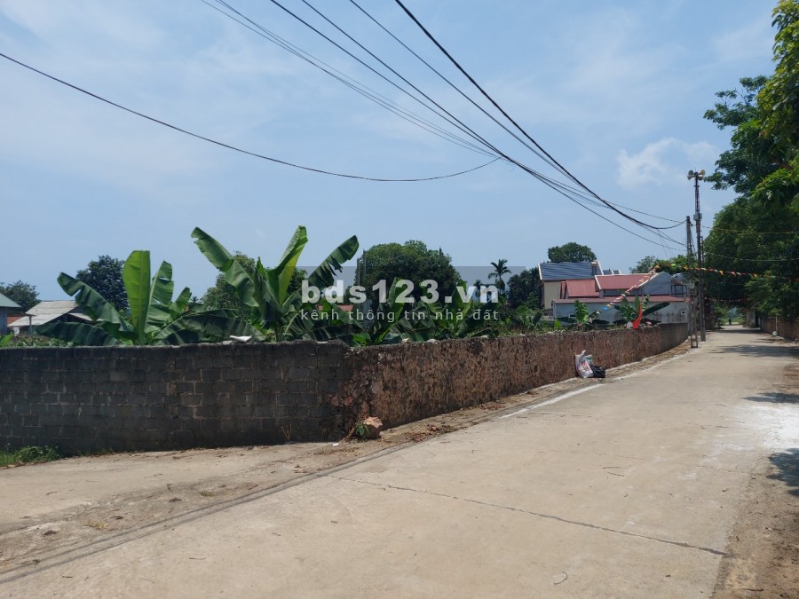 Bán 522m/300m đất ở lâu dài tại thô Đông Nam, Nam Phương Tiến, view Hồ Văn Sơn thoáng, cách Hồ Văn Sơn 100m