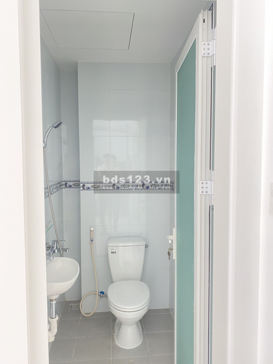 Cho thuê shophouse khối đế Sarica -đối diện lâm viên sinh thái giá 75tr/ tháng LH0909246874
