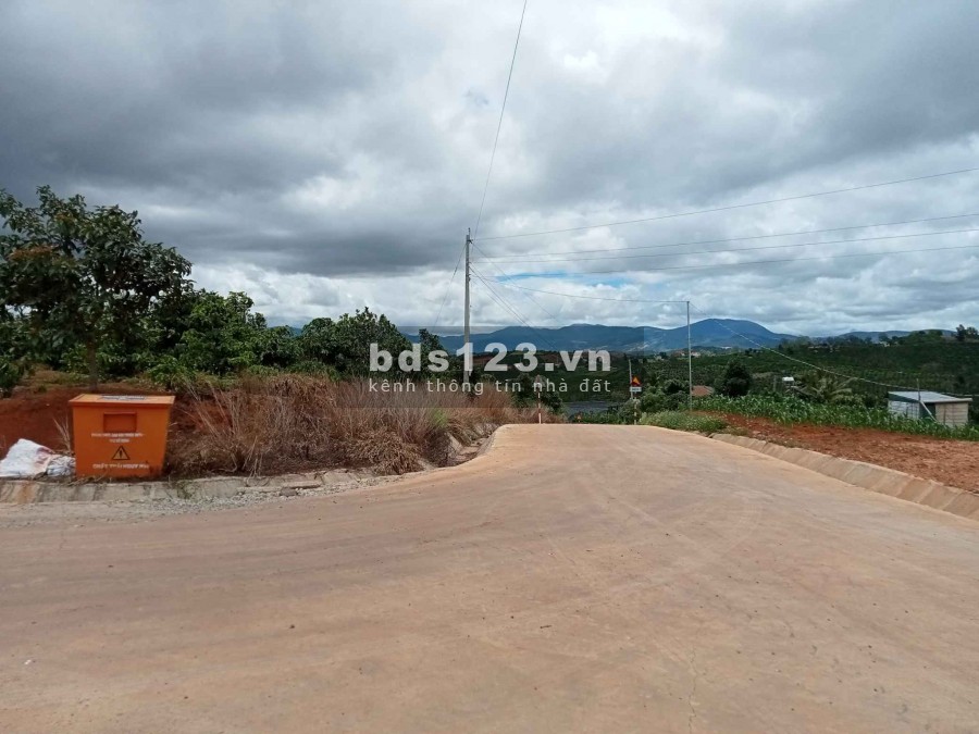 Lô đất 40m2, view cao 800m Tân Hà chỉ 600 triệu, đường vào 4m
