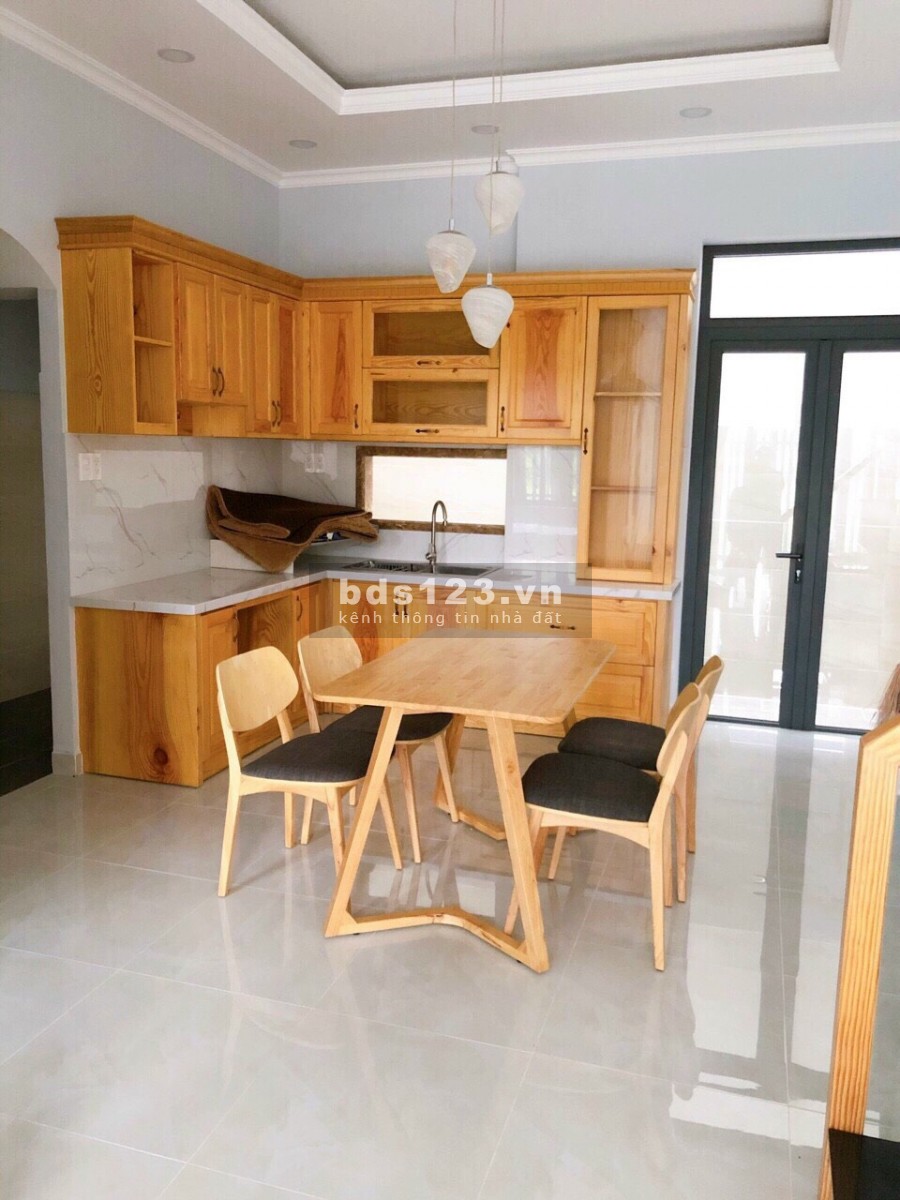 Tôi bán gấp nhà 1T1L 72m2 HXH đường Xuân Thới 2, Hóc Môn, giá 900 tr, SHR