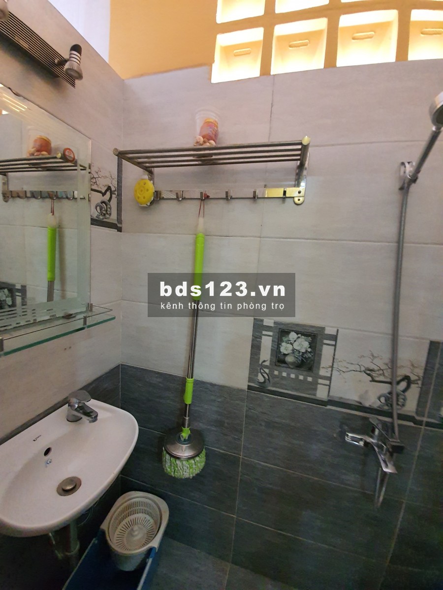 Cho thuê phòng trọ đầy đủ tiện nghi, free mọi dịch vụ đường Tôn Thất Thuyết quận 4 giá chỉ 4 triệu