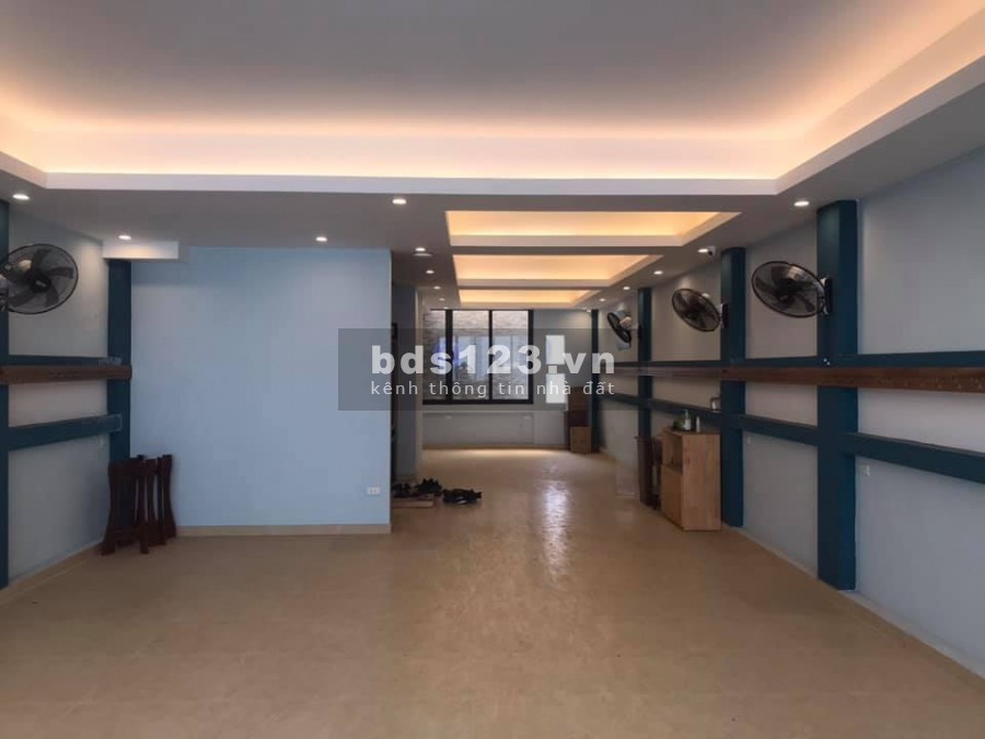 Bán nhà riêng đường Lạc Long Quân ,Quận Tây Hồ Hà Nội