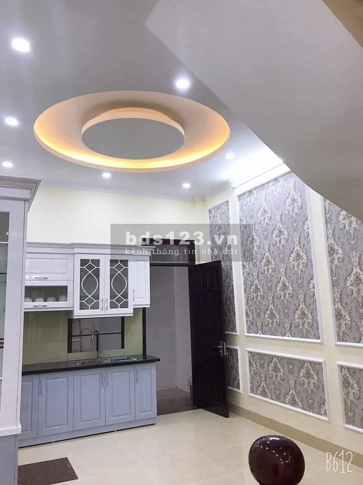 Chỉ với 3.9 tỷ bạn đã sở hữu ngay nhà đẹp Phố Trích Sài cách Hồ Tây chưa đến 100m