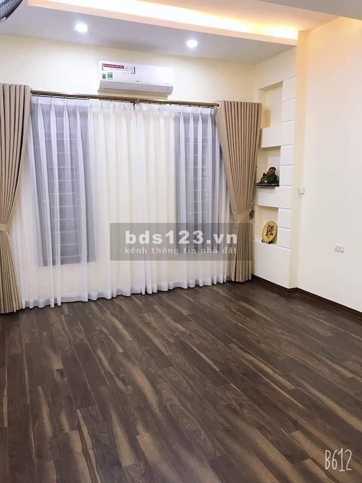 Chỉ với 3.9 tỷ bạn đã sở hữu ngay nhà đẹp Phố Trích Sài cách Hồ Tây chưa đến 100m