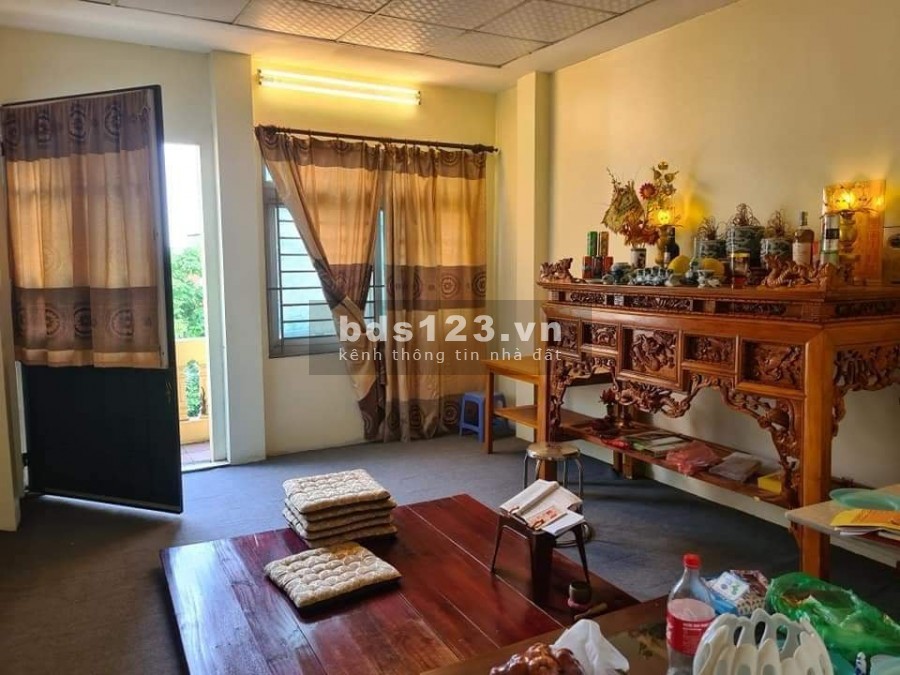 Bán nhà Bạch Mai, 42m, 5T, Nhà siêu đẹp, Kinh Doanh, chỉ hơn 4 tỷ, LH: 0877771009