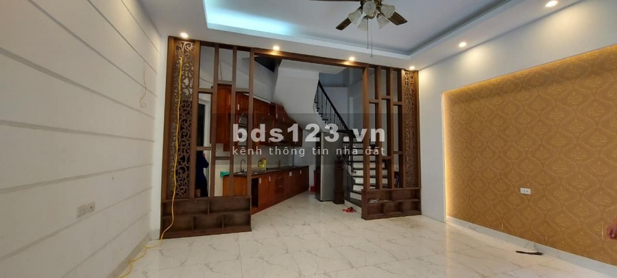 Bán nhà ngõ Lan Bá, Khâm Thiên, dtsd 45m2, 5 tầng đúc, giá 5 tỷ