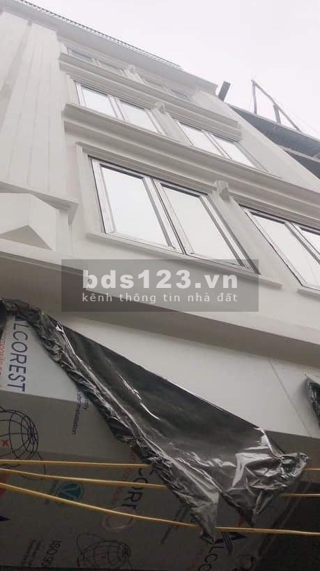 Nhà phân lô, phố Định Công, 5 tầng xây mới giá chỉ ngót 4 tỷ