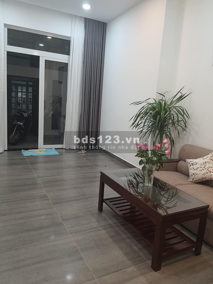Bán Nhà Phố Đường Lê Quang Định Quận Gò Vấp. DT: 72m2. LH: 0932.155.399.